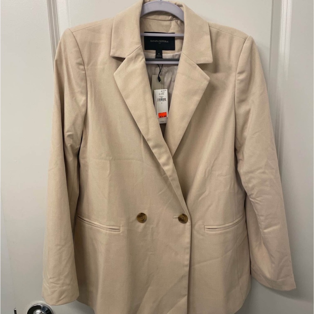 Banana Republic Cream Double-Breasted Blazer